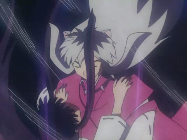 Otaku Gallery  / Anime e Manga / Inu-Yasha / Screen Shots / Episodi / 023 - La voce di Kagome e il bacio di Kikyo / 106.jpg